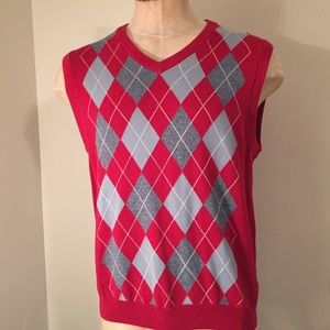 Red and gray argyle sweater vest - NWT